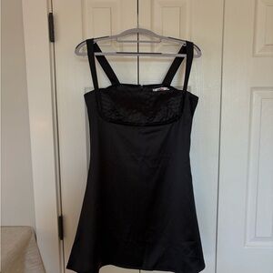 Elegant Black Sleeveless Dress